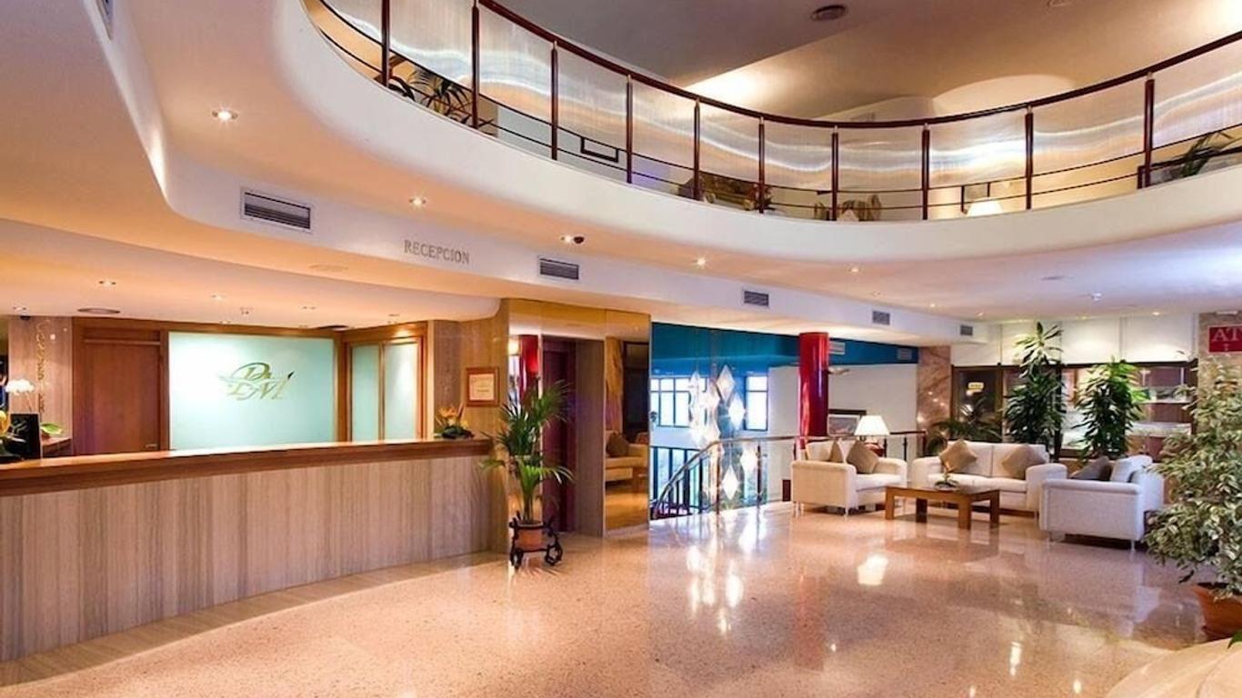 Hotel Perla Marina desde 44 €. Hoteles en Nerja - KAYAK