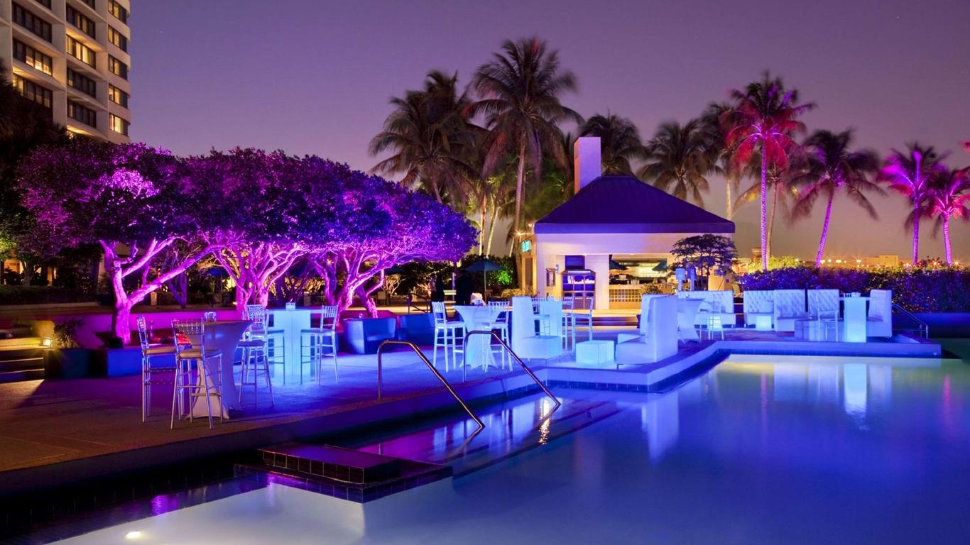 Hilton Miami Airport Blue Lagoon desde 114 €. Hoteles en Miami - KAYAK
