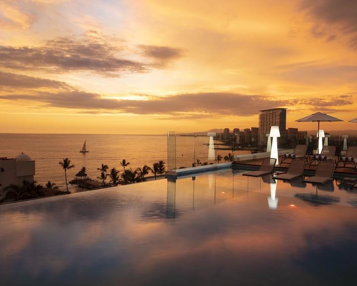 Golden Crown Paradise desde 111 €. Resorts en Pto Vallarta - KAYAK