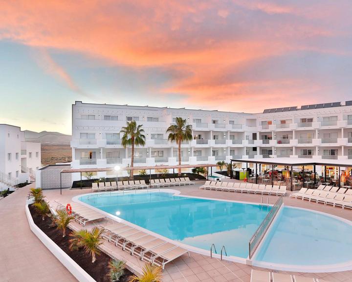 Aequora Lanzarote Suites desde 40 €. Hoteles en Puerto del Carmen - KAYAK